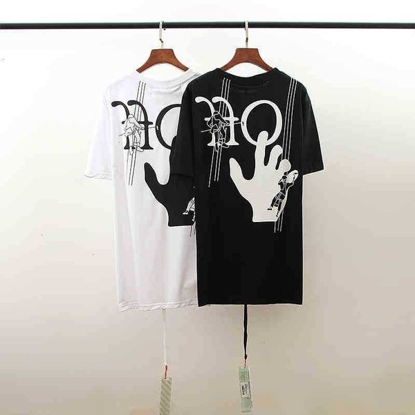 men's t-shirts style hand off tide brand graffiti letter printing short sleeve t-shirt european version loose men and women lovers base, White;black
men's t-shirts style hand off tide brand graffiti letter printing short sleeve t-shirt european version loose men and women lovers base, White;black