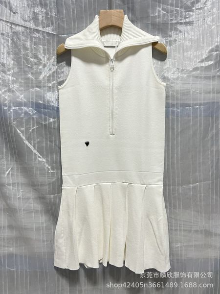 women's sweaters designer 22 spring and summer new fashion temperament is slim zipper hem pleated sleeveless large lapel vest dress g0d, White;black
women's sweaters designer 22 spring and summer new fashion temperament is slim zipper hem pleated sleeveless large lapel vest dress g0d, White;black