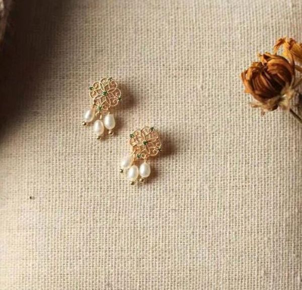 14k gold plated crystal flower ear studs dangle & chandelier natural freshwater pearl earrings white lady/girl fashion jewelry, Golden;silver
14k gold plated crystal flower ear studs dangle & chandelier natural freshwater pearl earrings white lady/girl fashion jewelry, Golden;silver