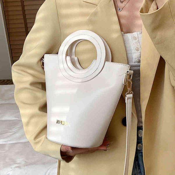 blue 2022 new women's high texture msenger bucket 2022 luxury brand fashion design versatile ladies bags
blue 2022 new women's high texture msenger bucket 2022 luxury brand fashion design versatile ladies bags