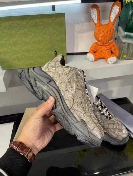 designer luxury women men shoes the hacker project triple s sneakers 100 rhyton sneaker trainers multicolor casual shoe
designer luxury women men shoes the hacker project triple s sneakers 100 rhyton sneaker trainers multicolor casual shoe