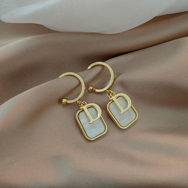 stud high sense earrings female korean temperament net red in 2022 tide atmosphere design pendant letters, Golden;silver
stud high sense earrings female korean temperament net red in 2022 tide atmosphere design pendant letters, Golden;silver