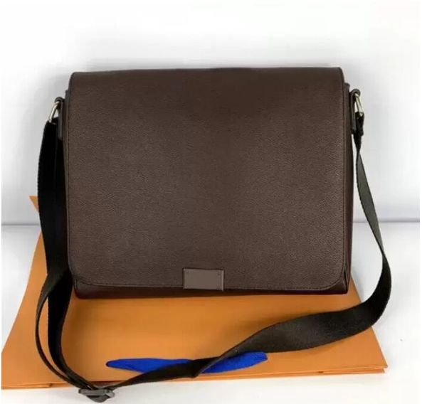 designer handbag shoulder bag men clutch flap totes bags check velour thread purse solid hasp square stripes women luxuy boys girls backpack
designer handbag shoulder bag men clutch flap totes bags check velour thread purse solid hasp square stripes women luxuy boys girls backpack