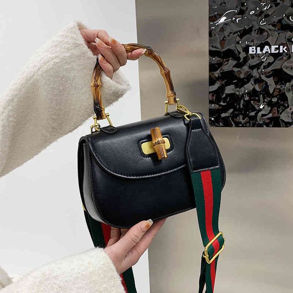 fashion bag 2022 new bamboo wide strap messenger hand single shoulder 
fashion bag 2022 new bamboo wide strap messenger hand single shoulder