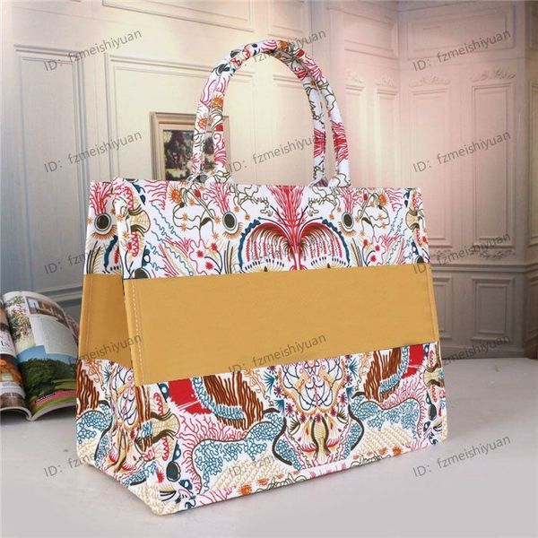 wholesale women's book bag tote street trend large capacity pattern handbag printing shopping shoulder bag
wholesale women's book bag tote street trend large capacity pattern handbag printing shopping shoulder bag