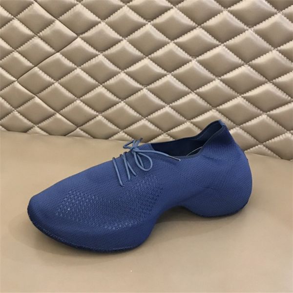 lovers casual socks shoes breathable knitted sneakers lightweight fashion low heel running shoes size 35-45, Black
lovers casual socks shoes breathable knitted sneakers lightweight fashion low heel running shoes size 35-45, Black