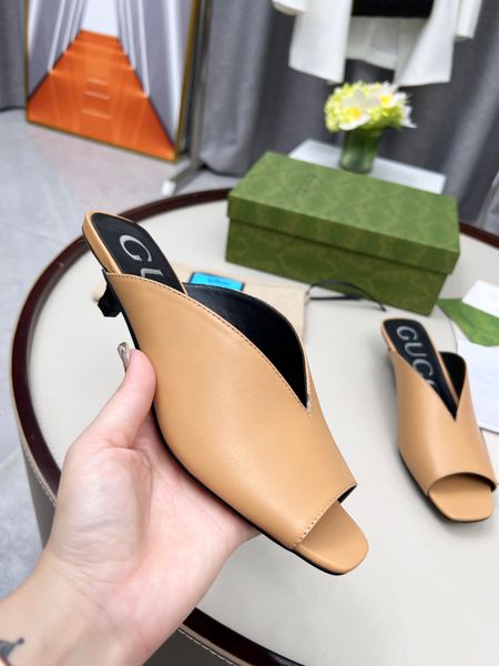 2021 womens slippers women slides slipper summer sandals mens luxurys designers real leather platform sandal flats fashion old flower shoes, Black
2021 womens slippers women slides slipper summer sandals mens luxurys designers real leather platform sandal flats fashion old flower shoes, Black