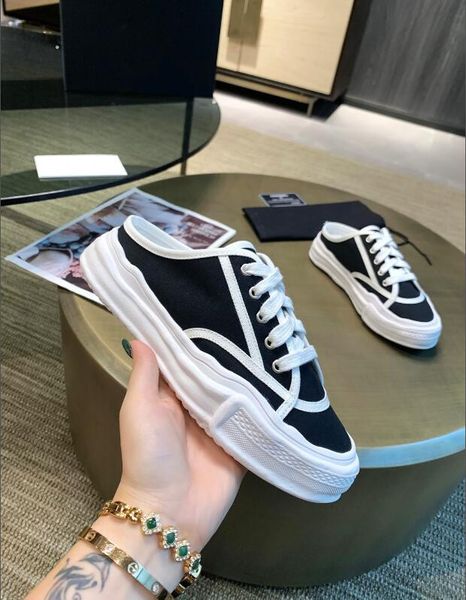 designer casual shoes new classic fisherman sneakers women espadrilles shoes knitted canvas fashion sandals with box size 35-41, Black
designer casual shoes new classic fisherman sneakers women espadrilles shoes knitted canvas fashion sandals with box size 35-41, Black