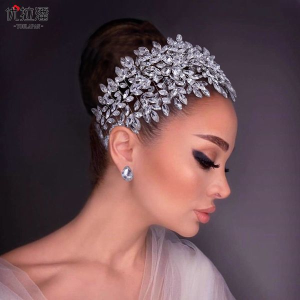shining diamond wedding tiara baroque crystal bridal headwear crown rhinestone with wedding jewelry hair accessories bridal crowns headpiece, Silver
shining diamond wedding tiara baroque crystal bridal headwear crown rhinestone with wedding jewelry hair accessories bridal crowns headpiece, Silver