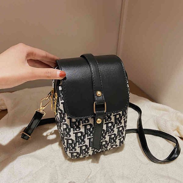 women's new small letter shoulder style msenger bag 2022 brand trend fashion design ladies handbags
women's new small letter shoulder style msenger bag 2022 brand trend fashion design ladies handbags