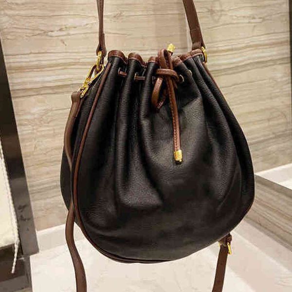 shoulder bags luxury ladies bucket women balck handbag leather large capacity messenger designer crossbody female purses 220125
shoulder bags luxury ladies bucket women balck handbag leather large capacity messenger designer crossbody female purses 220125