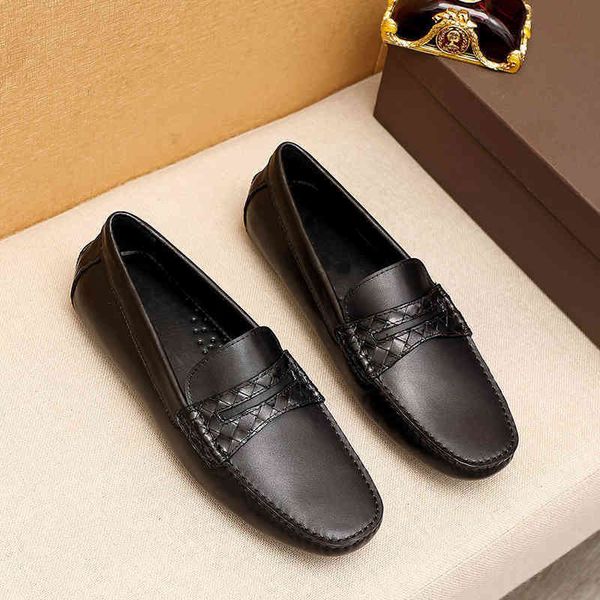dresses shoes designer men dressing shoes loafers patent leather slip-ons shoe black leather shoe 220707
dresses shoes designer men dressing shoes loafers patent leather slip-ons shoe black leather shoe 220707