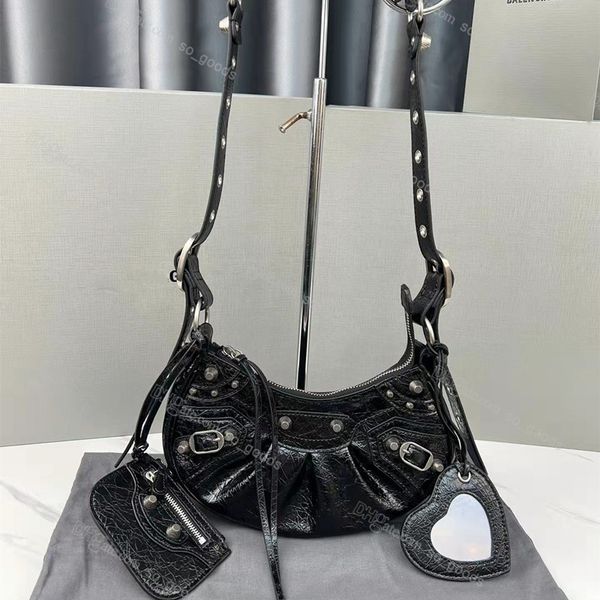 designer bag desinger le cagole motorcycle bag leather women pink mini small crocodile black silver red white green purse womens bags ps2s
designer bag desinger le cagole motorcycle bag leather women pink mini small crocodile black silver red white green purse womens bags ps2s