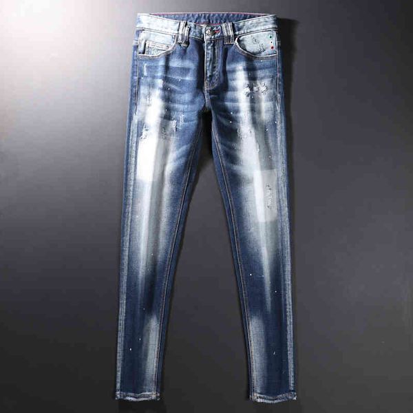 men's jeans trendy jeans men's autumn style personalized embroidery high-end white light color versatile slim fit pants bullet cco, Blue
men's jeans trendy jeans men's autumn style personalized embroidery high-end white light color versatile slim fit pants bullet cco, Blue