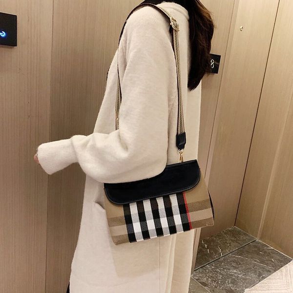 wholale canvas big brand fashion hip-hop ladi shoulder bag female cht bag ladi casual bracelet handbag retro prbyopic wallet mse
wholale canvas big brand fashion hip-hop ladi shoulder bag female cht bag ladi casual bracelet handbag retro prbyopic wallet mse