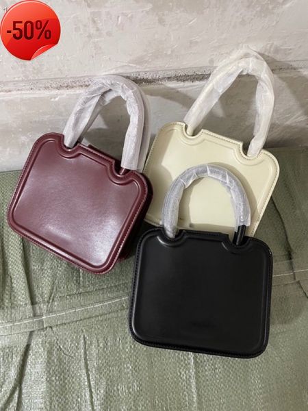luxury designer bags fashion luxury designerwomen's casual hand-held single shoulder messenger bag
luxury designer bags fashion luxury designerwomen's casual hand-held single shoulder messenger bag
