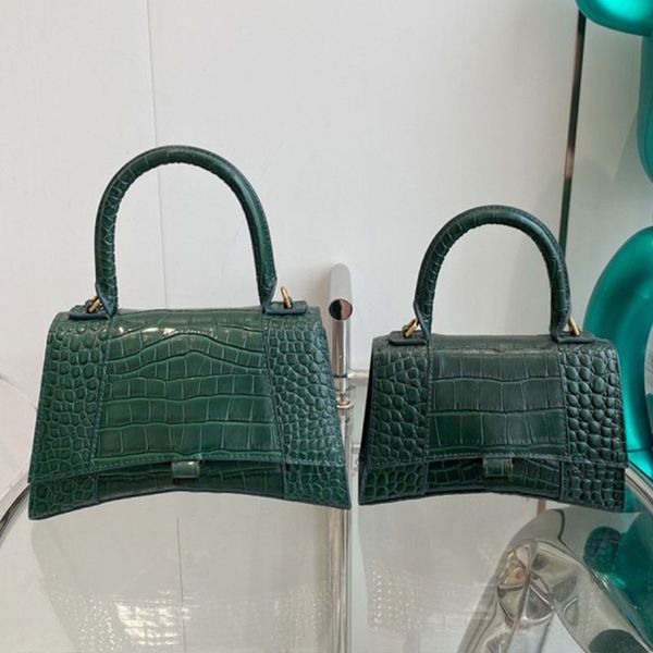 half moon bag tote shoulder bags crossbody handbags purses genuine leather alligator pattern women flap metal hardware letter design interio
half moon bag tote shoulder bags crossbody handbags purses genuine leather alligator pattern women flap metal hardware letter design interio