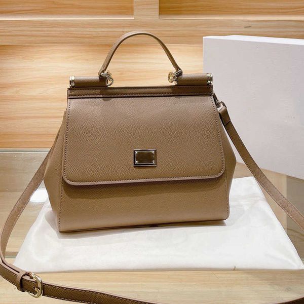 women handbag hand bag lady elegant tote crossbody bags grain leather fashion letter adjustable removable shoulder strap printed lining flap
women handbag hand bag lady elegant tote crossbody bags grain leather fashion letter adjustable removable shoulder strap printed lining flap