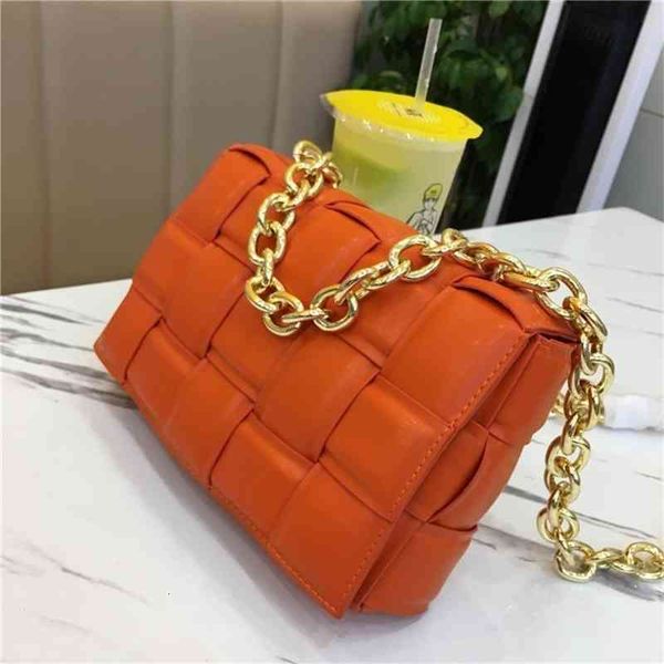 original edition brand handbags venetas's designer bag bottegass women's chain bag woven pillow tofu fashion design 2022 autumn an
original edition brand handbags venetas's designer bag bottegass women's chain bag woven pillow tofu fashion design 2022 autumn an