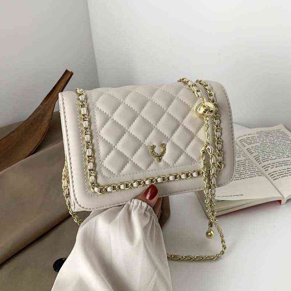 evening bags luxury diamond lattice beading chain crossbody for women stylish applique shoulder bag lady purses and handbags 2022 trend 2207
evening bags luxury diamond lattice beading chain crossbody for women stylish applique shoulder bag lady purses and handbags 2022 trend 2207