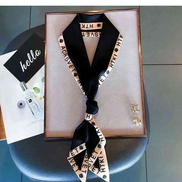 designer silk head bag hair scarf spring new slender letter silk fashion tie head ribbon hair band small scarf, Blue;gray
designer silk head bag hair scarf spring new slender letter silk fashion tie head ribbon hair band small scarf, Blue;gray