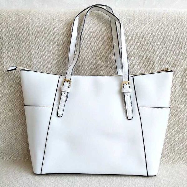 2022 summer high capacity leather handbags portable pu ladies shopping shoulder bags classic designer tote bag fashion solid colors casual w
2022 summer high capacity leather handbags portable pu ladies shopping shoulder bags classic designer tote bag fashion solid colors casual w