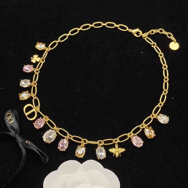 2022 new letter pink diamond necklace bracelet earrings women's suit us design jewelry, Golden;silver
2022 new letter pink diamond necklace bracelet earrings women's suit us design jewelry, Golden;silver