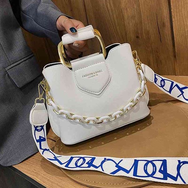 designer fashion chain shoulder for women ladies handbags pu leather crossbody bags female brand trending handle bag
designer fashion chain shoulder for women ladies handbags pu leather crossbody bags female brand trending handle bag