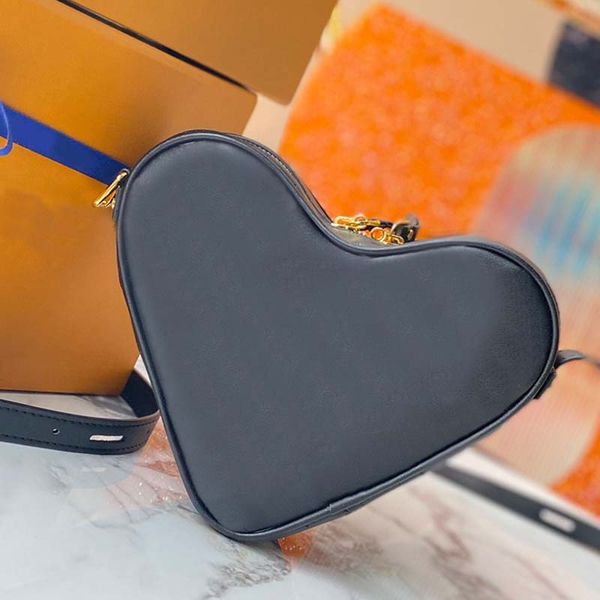 souple handbags love crossbody bag women shoulder bags black wallets embossed letter genuine leather zip pocket handbags purse m45419
souple handbags love crossbody bag women shoulder bags black wallets embossed letter genuine leather zip pocket handbags purse m45419