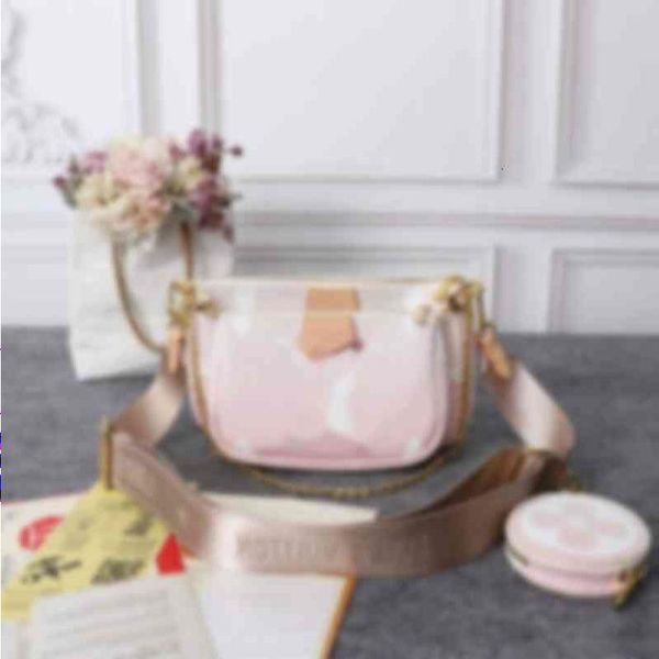 1 ggs lvs louiseity viutonitys louiss vuttonss gift bags bag women shoulder brand hbag small luxury beautiful exquisite fashionable and jhla, Brown;gray
1 ggs lvs louiseity viutonitys louiss vuttonss gift bags bag women shoulder brand hbag small luxury beautiful exquisite fashionable and jhla, Brown;gray