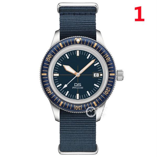 2021 fashion sports young men brand luxury watches three-pin quartz watch display calendar with minimalist style 253o, Slivery;brown
2021 fashion sports young men brand luxury watches three-pin quartz watch display calendar with minimalist style 253o, Slivery;brown