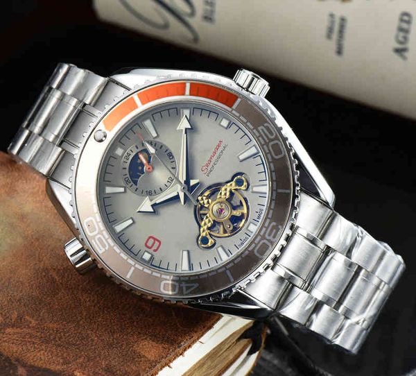 watches wristwatch luxury fashion designer 2022 men's steel belt mechanical automatic flywheel watchmens moissanite, Slivery;golden
watches wristwatch luxury fashion designer 2022 men's steel belt mechanical automatic flywheel watchmens moissanite, Slivery;golden