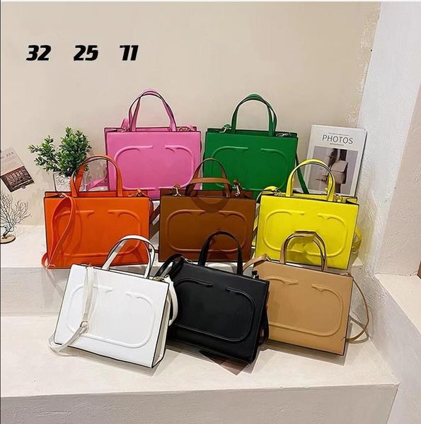 quality leather fashion women tote luxurys designers bags shopper handbags messenger shopping crossbody shoulder bag totes evening bucket ho
quality leather fashion women tote luxurys designers bags shopper handbags messenger shopping crossbody shoulder bag totes evening bucket ho
