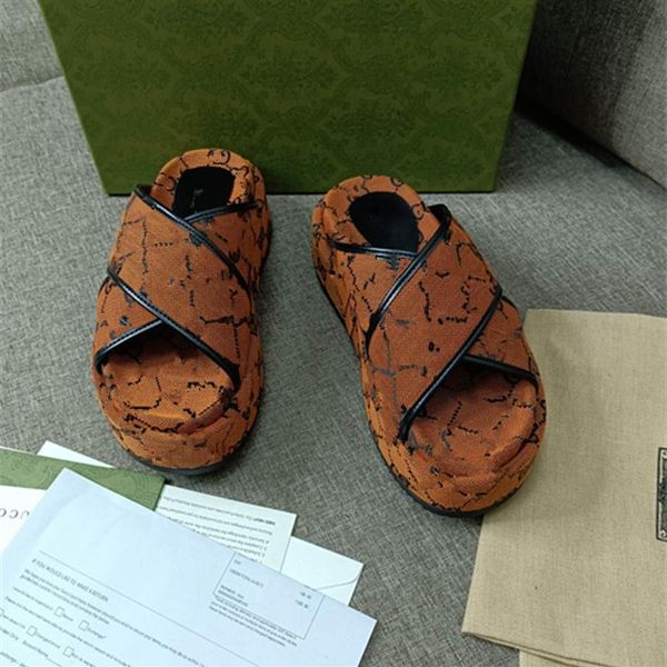 2021 fashion women's slippers sandals special fabric material embroidery trademark luxury atmosphere elegant302k, Black
2021 fashion women's slippers sandals special fabric material embroidery trademark luxury atmosphere elegant302k, Black