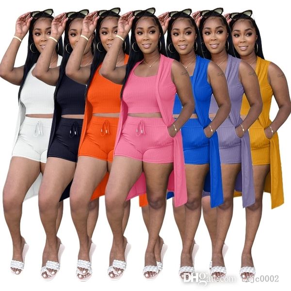 2022 designer tracksuits for women summer clothing casual under shirt tethered shorts long cape jacket three pieces set, Gray
2022 designer tracksuits for women summer clothing casual under shirt tethered shorts long cape jacket three pieces set, Gray