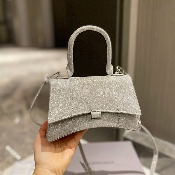 cross body bag fashion womens handbag designer shiny hourglass bag simple atmosphere 19cm
cross body bag fashion womens handbag designer shiny hourglass bag simple atmosphere 19cm