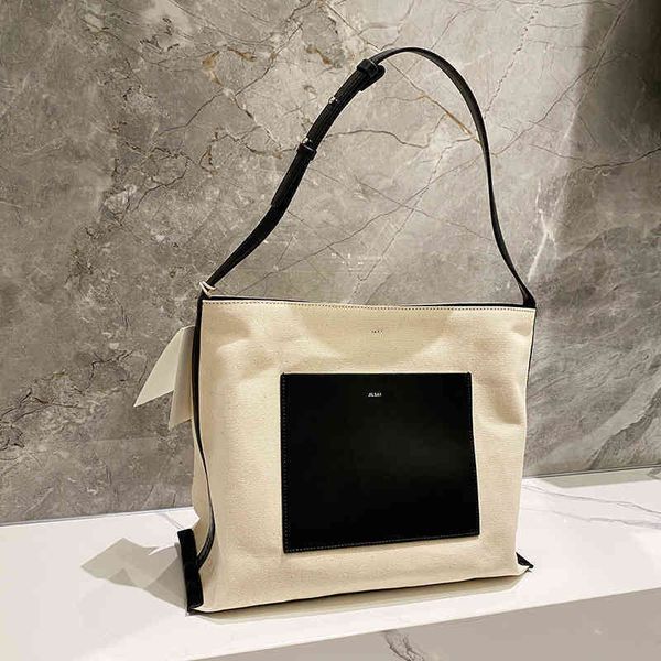 jil minority women's canvas tote bag splicing edge canvas bag simple and versatile large single shoulder handbag 220802
jil minority women's canvas tote bag splicing edge canvas bag simple and versatile large single shoulder handbag 220802