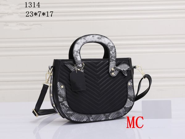 high end quality luxury women's bags snake pattern decoration jewelry gemstone letter y shoulder bag chain decoration hand-held messeng
high end quality luxury women's bags snake pattern decoration jewelry gemstone letter y shoulder bag chain decoration hand-held messeng