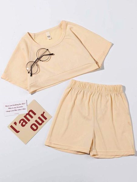 toddler girls solid raglan sleeve tee & shorts she, White
toddler girls solid raglan sleeve tee & shorts she, White