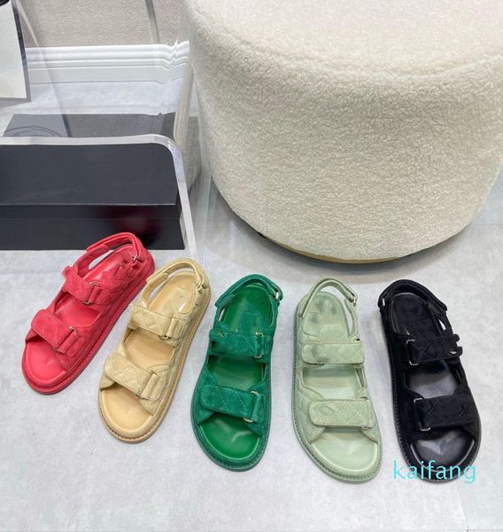 shoes sandals 2022-designer crystal calf leather casual womens slides quilted platform summer beach slipper size 35-40
shoes sandals 2022-designer crystal calf leather casual womens slides quilted platform summer beach slipper size 35-40