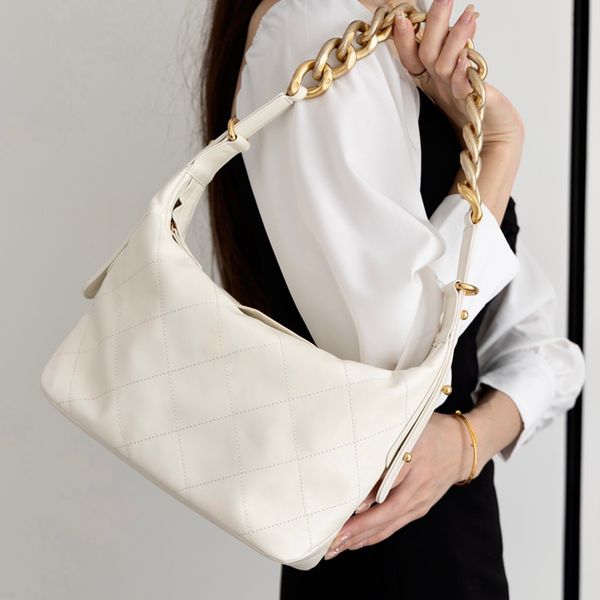 original quality luxuries buttermilk skin axillary bag classic diamond lattice hobo handbag designer women shoulder bags with box c032
original quality luxuries buttermilk skin axillary bag classic diamond lattice hobo handbag designer women shoulder bags with box c032