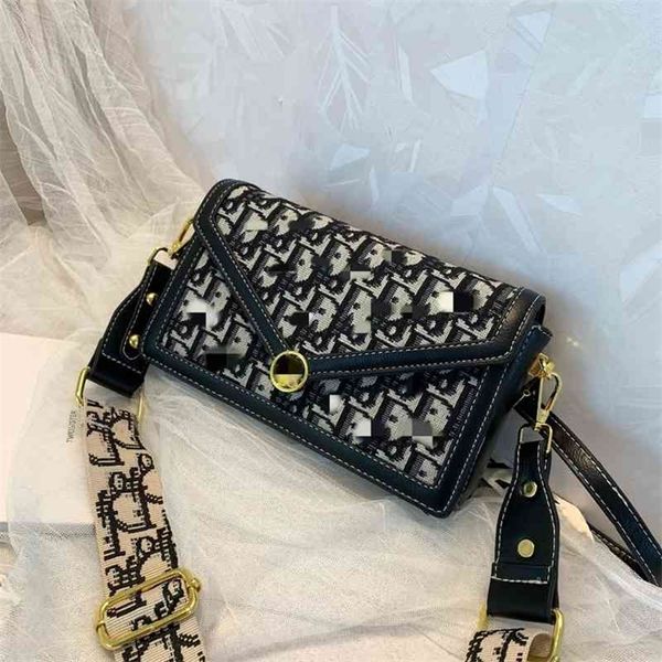 68% off 60% off single shoulder messenger bag new letter portable small square women's fashion trend temperament bag women
68% off 60% off single shoulder messenger bag new letter portable small square women's fashion trend temperament bag women
