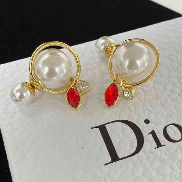 factory wholesale pearl red white diamond earrings fashion light luxury simple natural personality female earrings, Golden
factory wholesale pearl red white diamond earrings fashion light luxury simple natural personality female earrings, Golden
