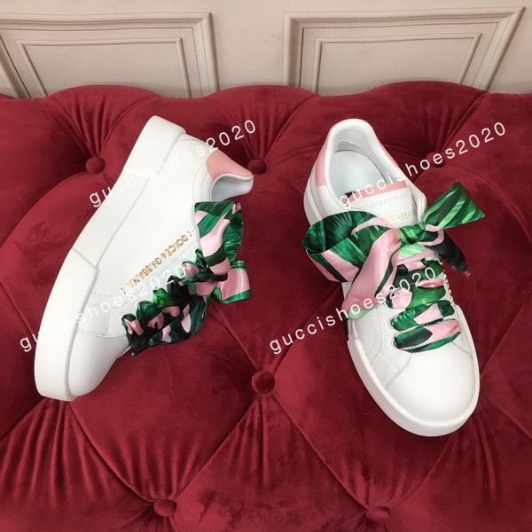 2022 new tennis sneakers men women slip-on casual shoes classic denim vintage runner trainers skate designer womens shoe size35-45, Black
2022 new tennis sneakers men women slip-on casual shoes classic denim vintage runner trainers skate designer womens shoe size35-45, Black