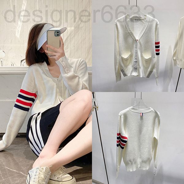 women's sweaters designer spring and autumn college style tb four bar v-neck wool knitted cardigan sweater coat men's women's, White;black
women's sweaters designer spring and autumn college style tb four bar v-neck wool knitted cardigan sweater coat men's women's, White;black