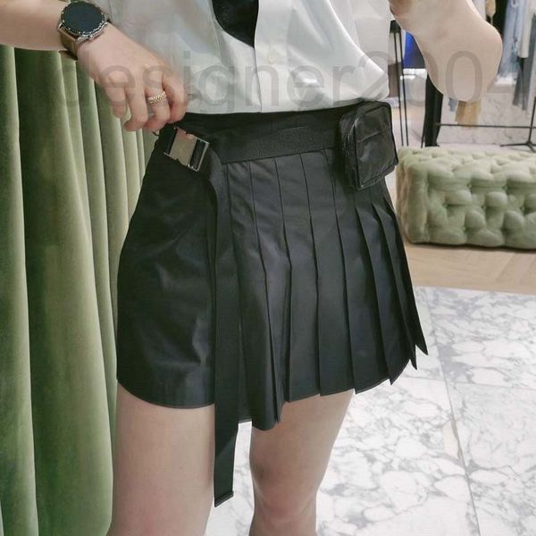 women's shorts designer triangle belt waist closed nylon pleated short skirt 22 summer new fashion fried street casual pants eemk, White;black
women's shorts designer triangle belt waist closed nylon pleated short skirt 22 summer new fashion fried street casual pants eemk, White;black
