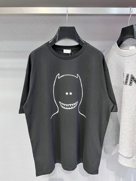 men's t-shirts round neck embroidered and printed polar style summer wear with street pure cotton 22e, White;black
men's t-shirts round neck embroidered and printed polar style summer wear with street pure cotton 22e, White;black