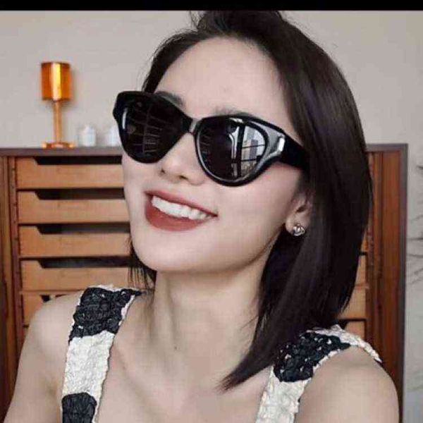 2022 luxury brand women's sunglasses female personalized fashion cat's eye vintage eyewear designer elegant men sunglass 1, White;black
2022 luxury brand women's sunglasses female personalized fashion cat's eye vintage eyewear designer elegant men sunglass 1, White;black