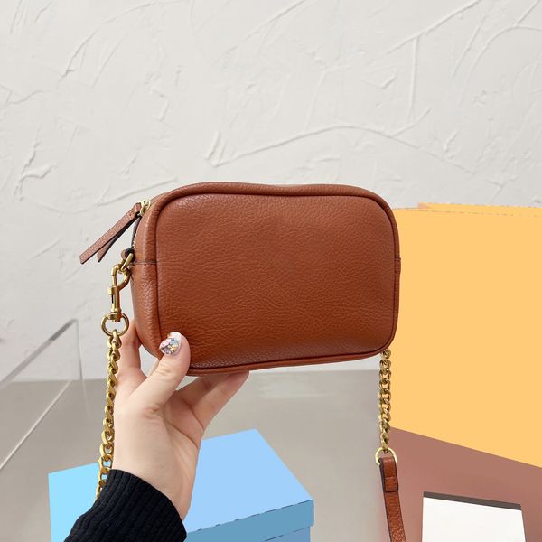 luxury handbag shoulder camera bag brand designer leather ladies metal chain clamshell messenger 7-color gift 19*12cm, Black;red
luxury handbag shoulder camera bag brand designer leather ladies metal chain clamshell messenger 7-color gift 19*12cm, Black;red