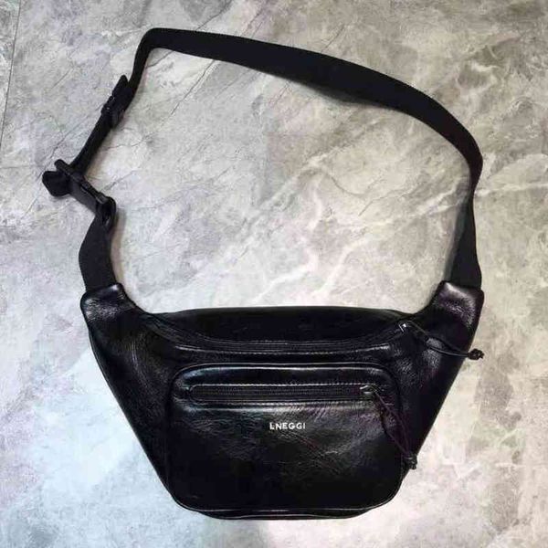 zipper new classic leisure simple lightweight chest bag waist with dug trial design large capacity handbags
zipper new classic leisure simple lightweight chest bag waist with dug trial design large capacity handbags